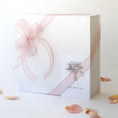 Load image into Gallery viewer, Mother's Day gift box | Gift basket | Hamper box
