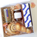 Load image into Gallery viewer, Mother's Day gift box | Gift basket | Option A
